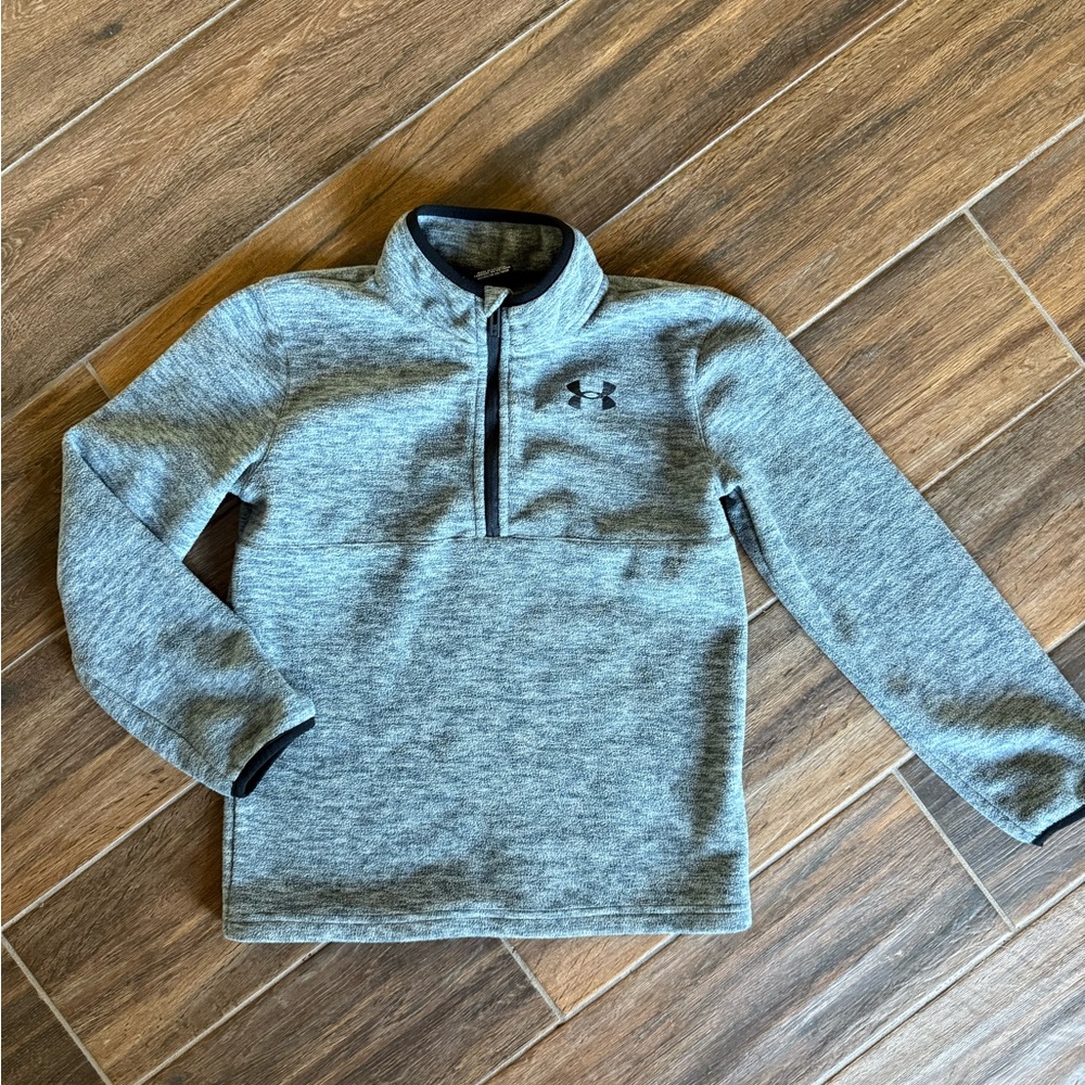 Under Armour boys Heathered Gray Zip-Up Sweater